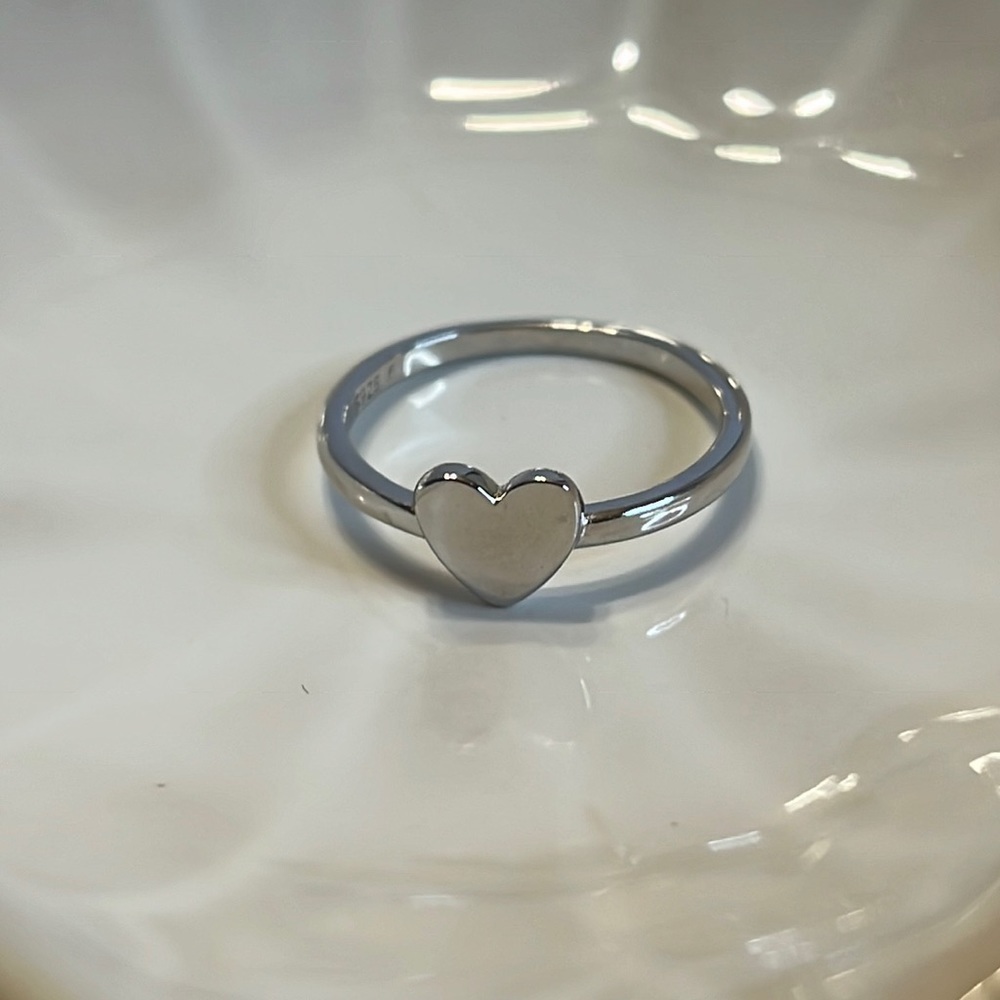 925 STERLING SILVER DAINTY SIMPLE MINIMAL HEART MIDI THUMB RING - Picture 2 of 8